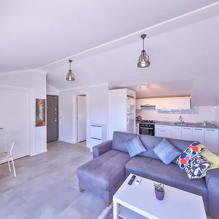Apartament Goekyuezue Kaș