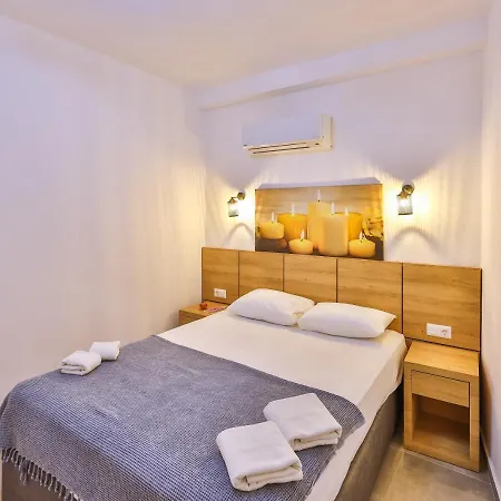 Goekyuezue Apartament *