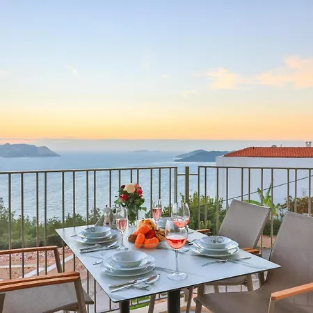 Apartament Goekyuezue