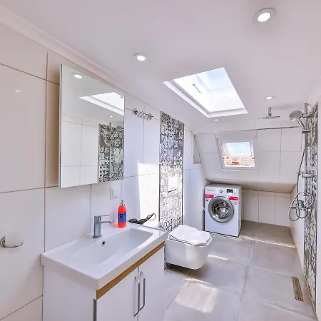 Goekyuezue Apartament *