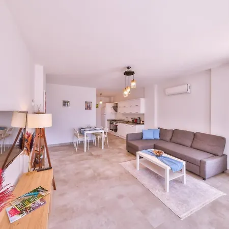 Apartment Goekyuezue Kas