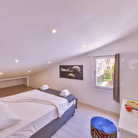 Goekyuezue Apartament