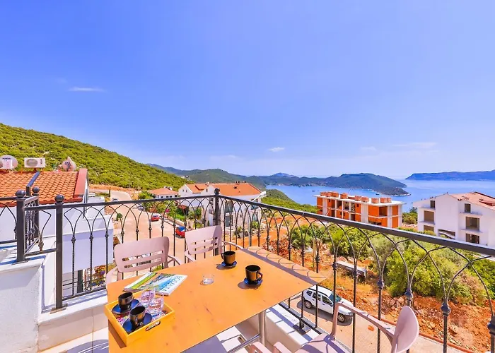 Goekyuezue Kaş